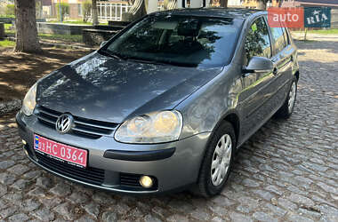 Хетчбек Volkswagen Golf 2005 в Тульчині