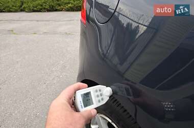 Хэтчбек Volkswagen Golf 2006 в 