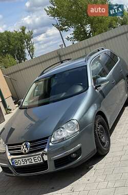 Універсал Volkswagen Golf 2008 в 