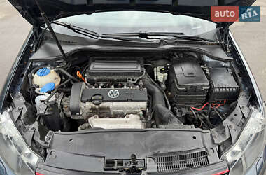 Хэтчбек Volkswagen Golf 2009 в 