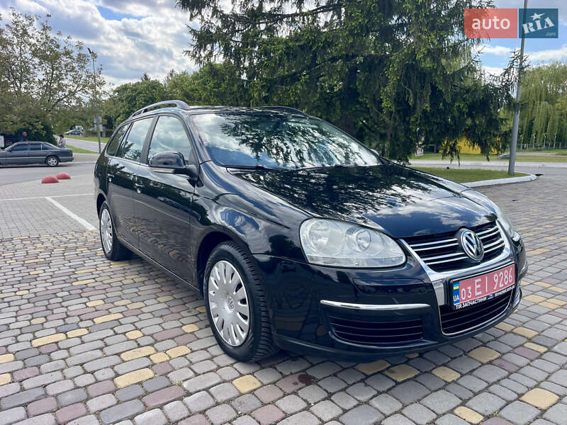Универсал Volkswagen Golf 2008 в 