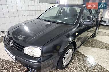 Хэтчбек Volkswagen Golf 2000 в Виннице
