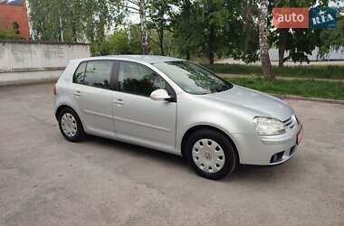 Хетчбек Volkswagen Golf 2007 в 