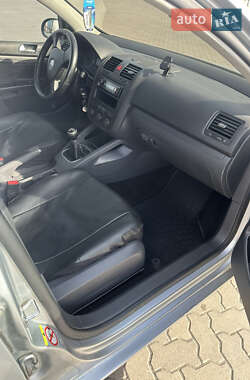 Универсал Volkswagen Golf 2006 в 