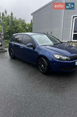 Хетчбек Volkswagen Golf 2008 в 