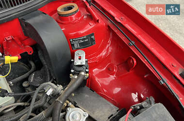 Хетчбек Volkswagen Golf 1998 в 