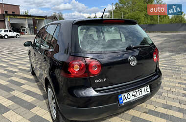 Хэтчбек Volkswagen Golf 2008 в 