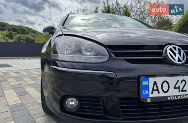 Хэтчбек Volkswagen Golf 2008 в 