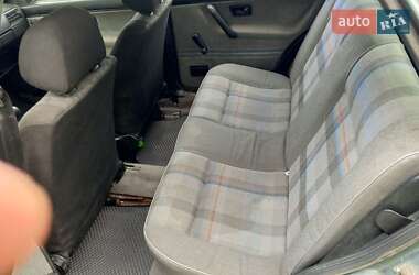 Хетчбек Volkswagen Golf 1986 в 