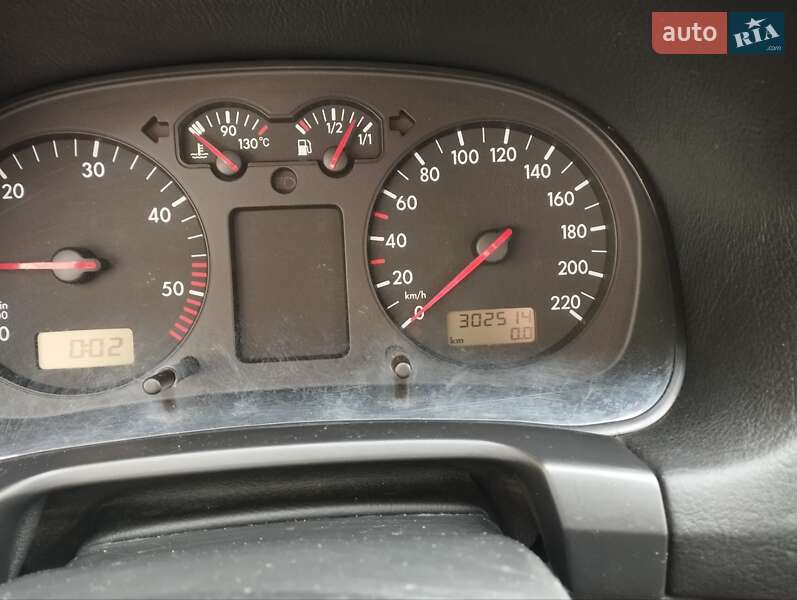 Універсал Volkswagen Golf 2000 в Херсоні