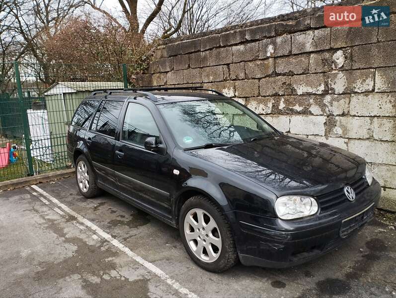 Універсал Volkswagen Golf 2000 в Херсоні