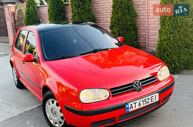 Хетчбек Volkswagen Golf 1998 в 