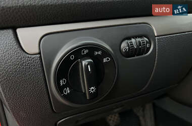 Хетчбек Volkswagen Golf 2007 в 