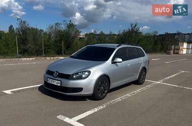 Універсал Volkswagen Golf 2010 в Кривому Розі