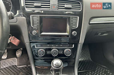 Универсал Volkswagen Golf 2014 в 
