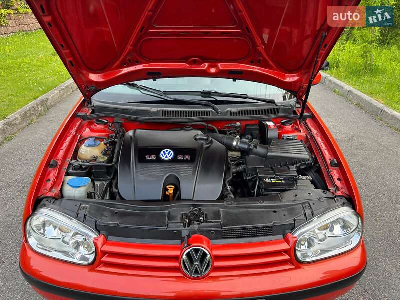 Хетчбек Volkswagen Golf 2000 в Рівному