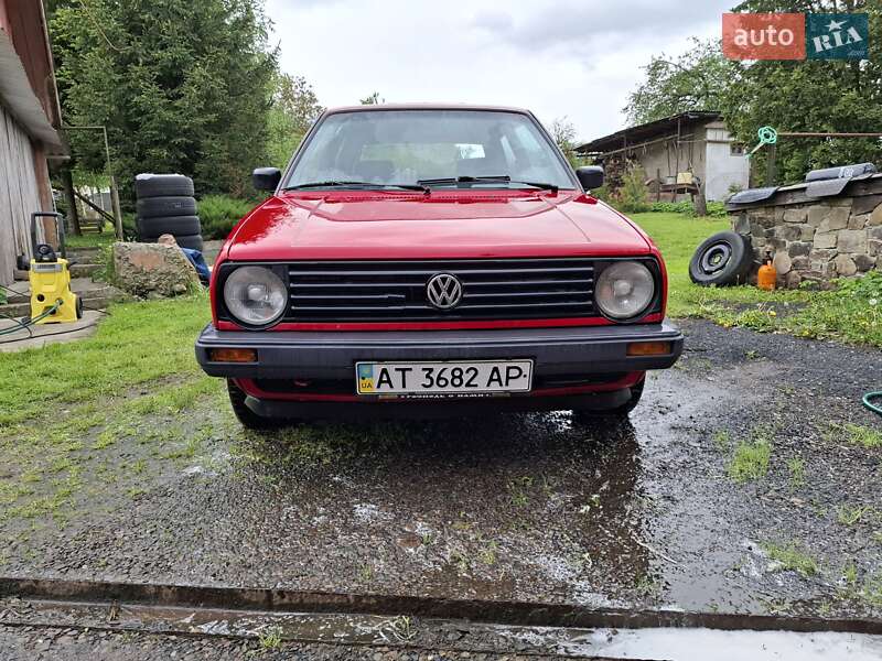 Хетчбек Volkswagen Golf 1987 в Долині