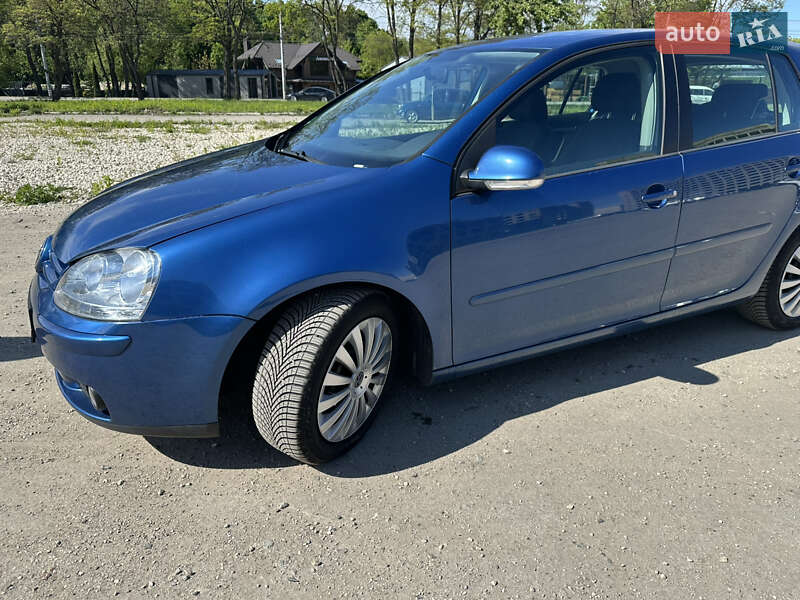 Хетчбек Volkswagen Golf 2007 в Тернополі
