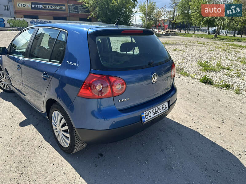 Хетчбек Volkswagen Golf 2007 в Тернополі