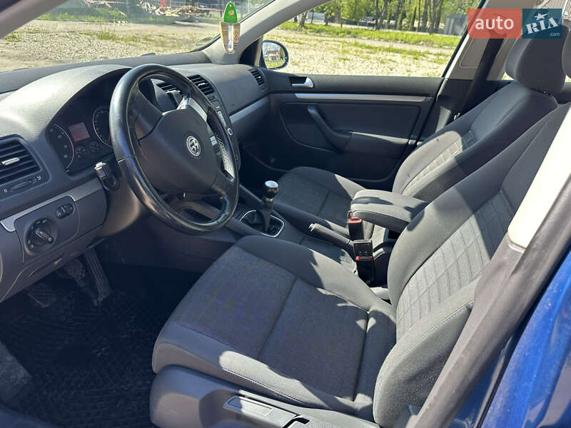 Хетчбек Volkswagen Golf 2007 в Тернополі