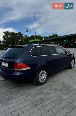 Універсал Volkswagen Golf 2009 в 