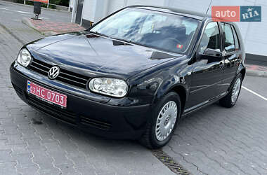 Хетчбек Volkswagen Golf 2002 в Вінниці