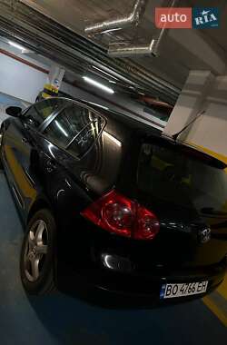 Хэтчбек Volkswagen Golf 2007 в 