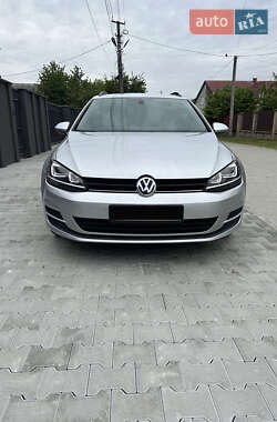 Универсал Volkswagen Golf 2015 в Ужгороде