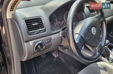 Универсал Volkswagen Golf 2009 в 