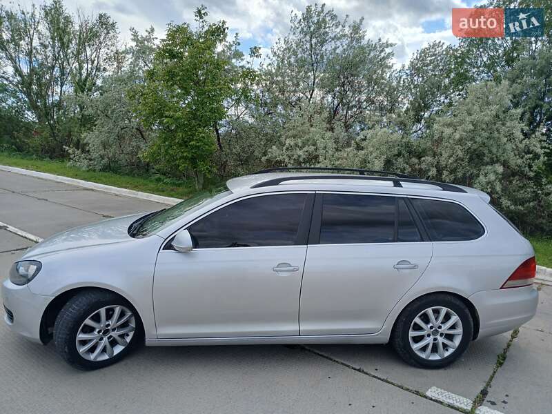 Универсал Volkswagen Golf 2011 в Новой Одессе