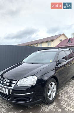 Універсал Volkswagen Golf 2008 в Острозі
