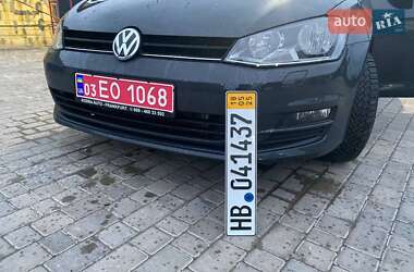 Універсал Volkswagen Golf 2013 в 