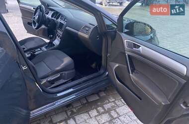 Універсал Volkswagen Golf 2013 в 