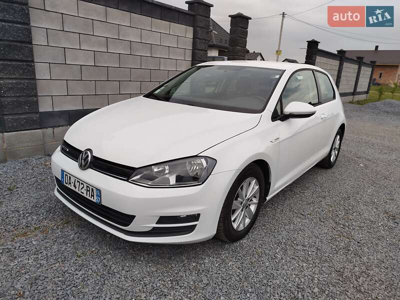 Хетчбек Volkswagen Golf 2014 в Рівному