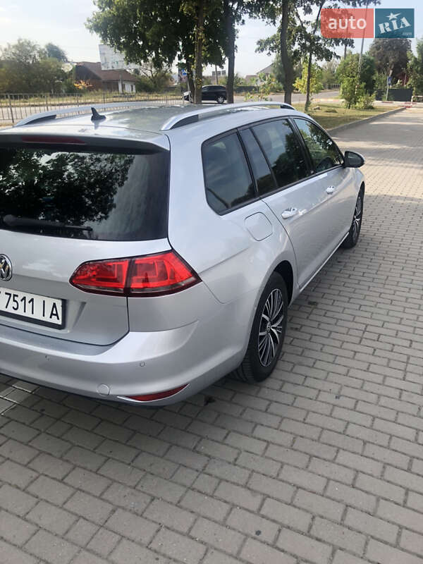 Універсал Volkswagen Golf 2016 в Коломиї