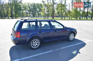 Универсал Volkswagen Golf 2000 в 