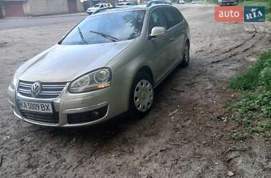 Універсал Volkswagen Golf 2008 в Києві