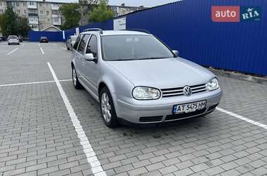 Универсал Volkswagen Golf 2003 в 