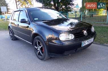 Хэтчбек Volkswagen Golf 1999 в Бродах