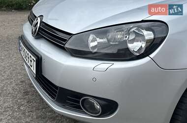 Універсал Volkswagen Golf 2010 в 
