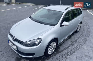 Универсал Volkswagen Golf 2013 в 