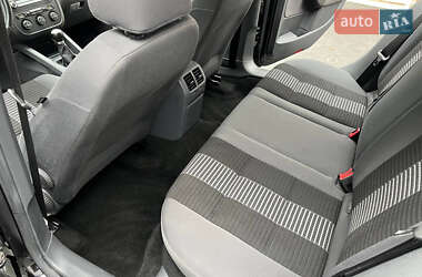 Хэтчбек Volkswagen Golf 2008 в 