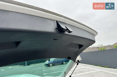 Хетчбек Volkswagen Golf 2008 в 