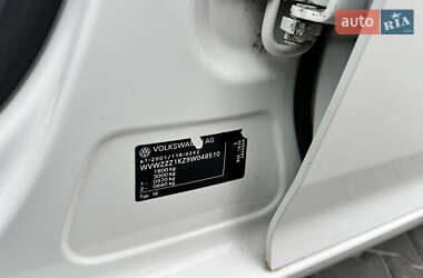 Хетчбек Volkswagen Golf 2008 в 