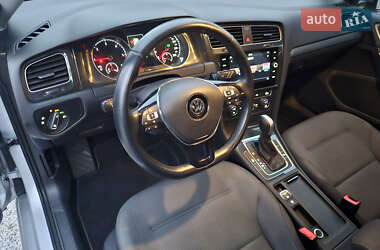 Универсал Volkswagen Golf 2020 в 