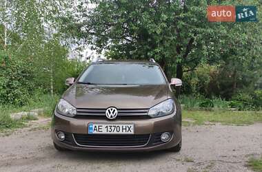 Універсал Volkswagen Golf 2011 в Дніпрі