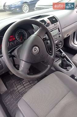 Універсал Volkswagen Golf 2009 в 