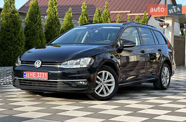 Универсал Volkswagen Golf 2017 в 