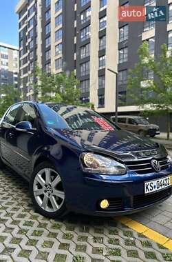 Хэтчбек Volkswagen Golf 2006 в 