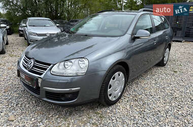 Універсал Volkswagen Golf 2009 в Коломиї